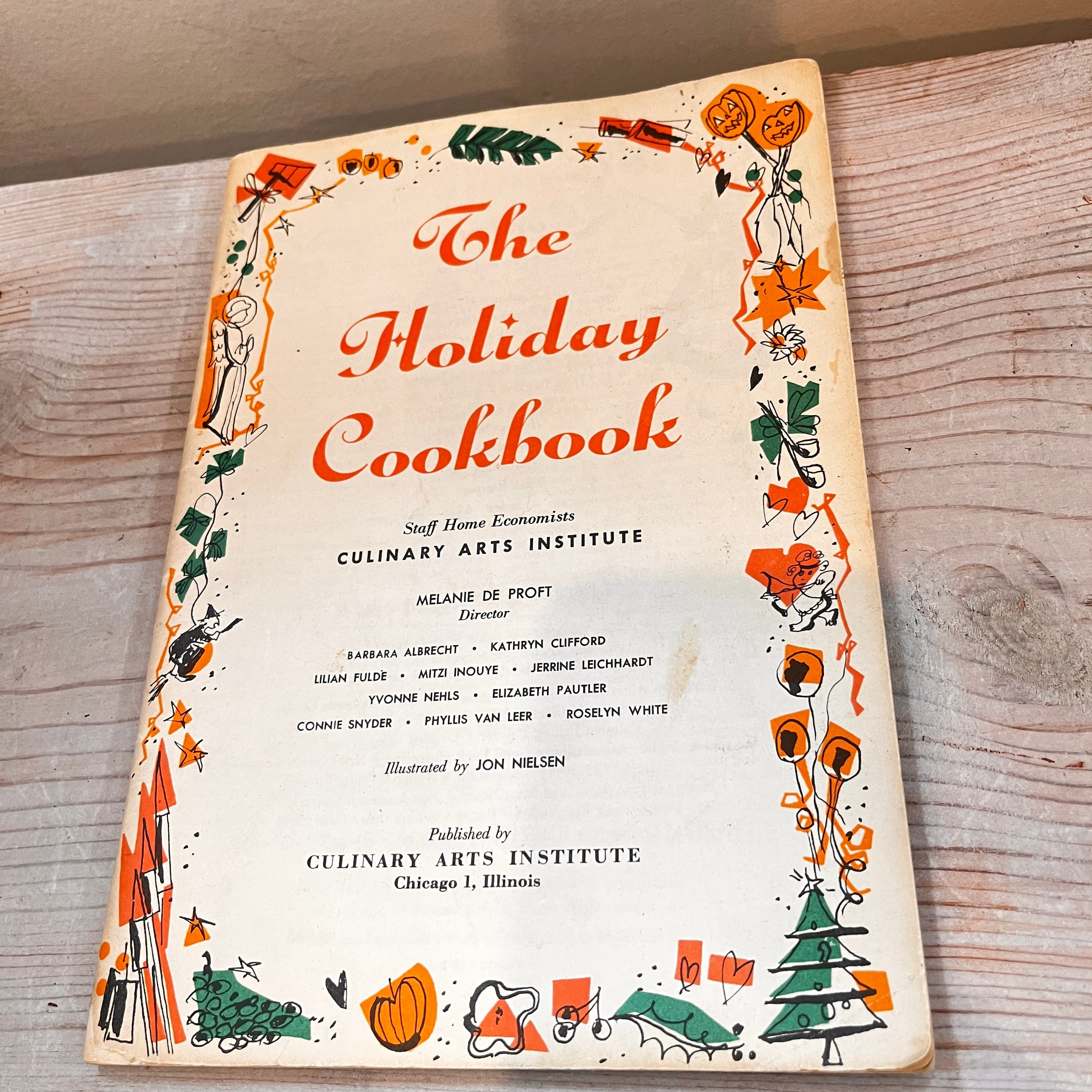 The Holiday Cookbook - Regular - Thumbnail 2