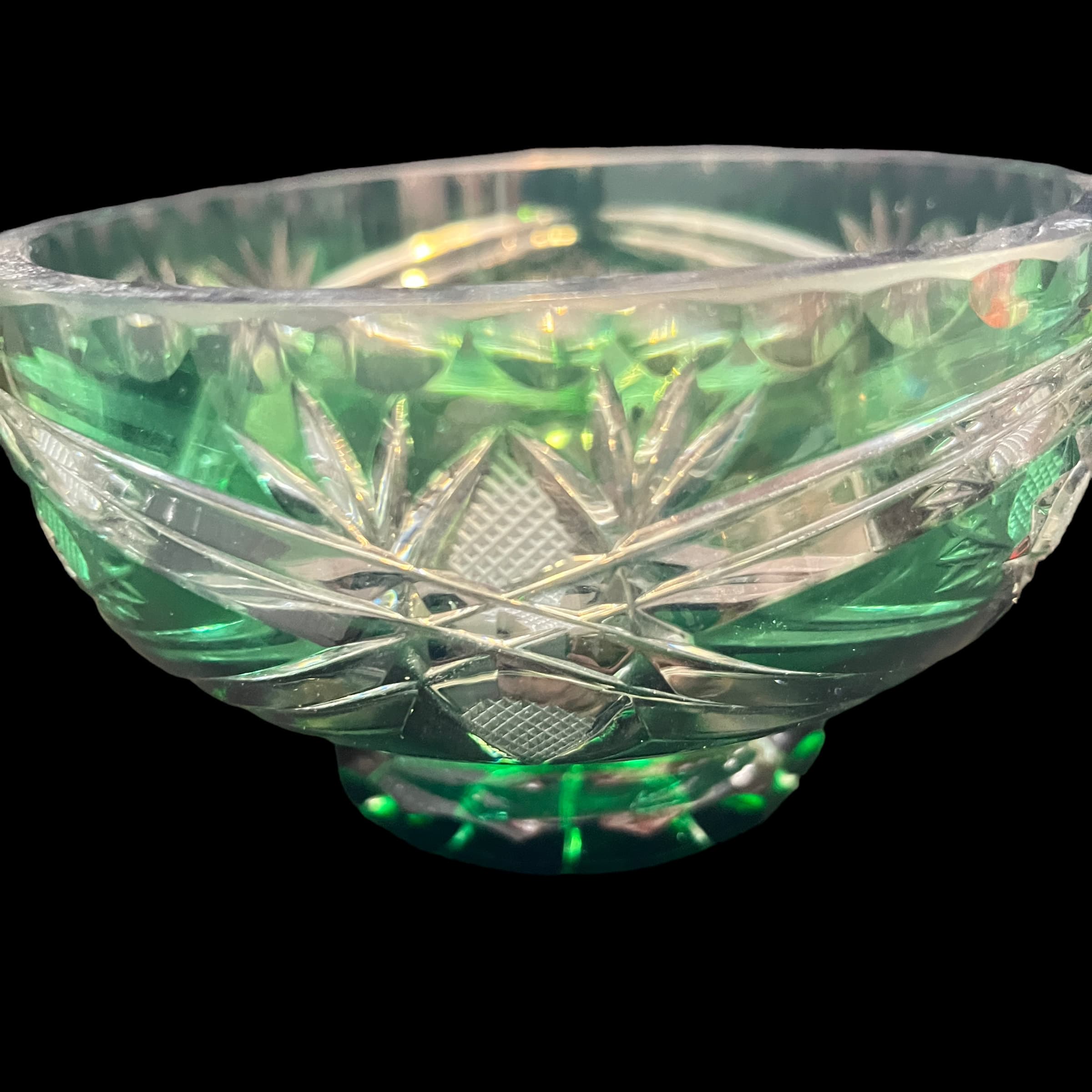 Clear to Green Cut Crystal Bowl - Regular - Thumbnail 3