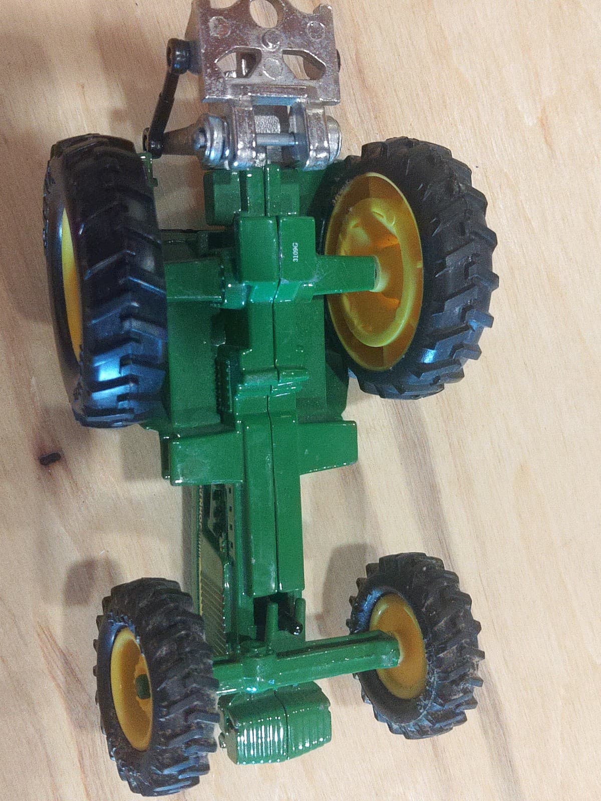 Vintage John Deere 3140 Die Cast Toy Tractor 1:32 Scale - Thumbnail 6