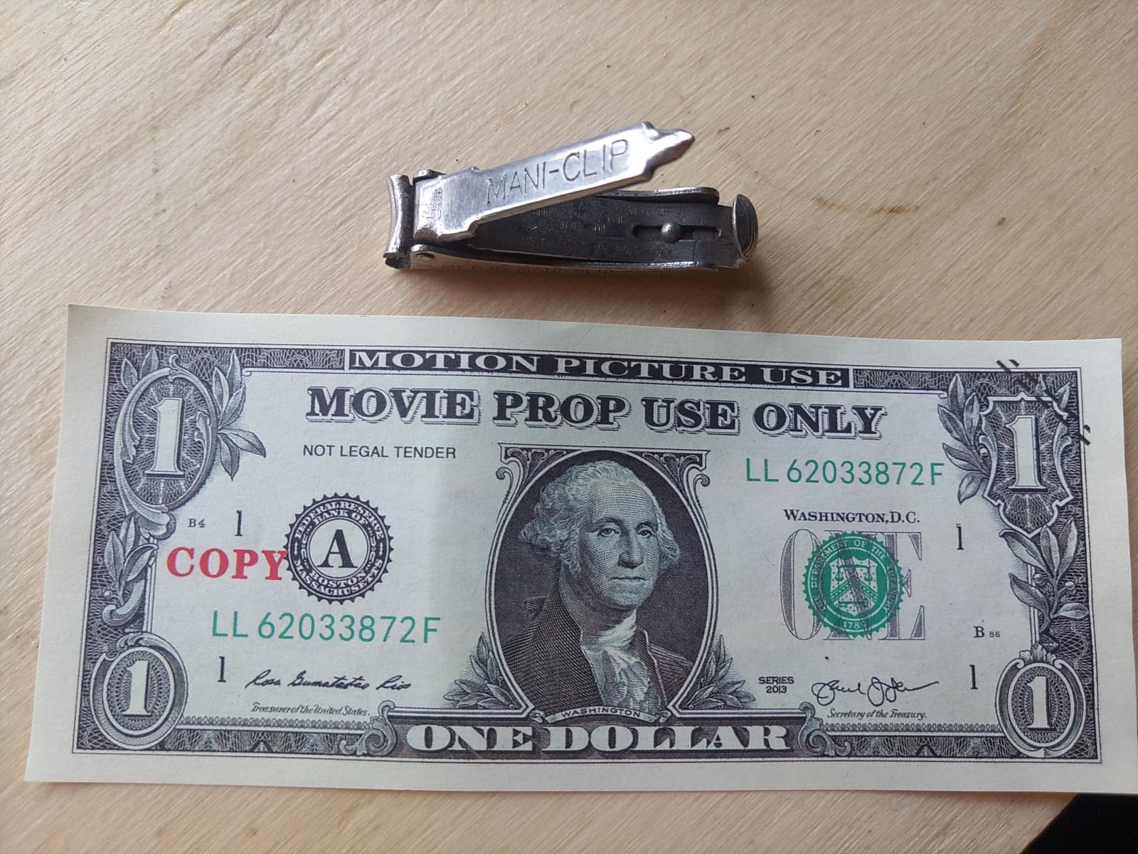 Vintage Mini Pocket Knives, Clippers, and Novelty Items - Thumbnail 2