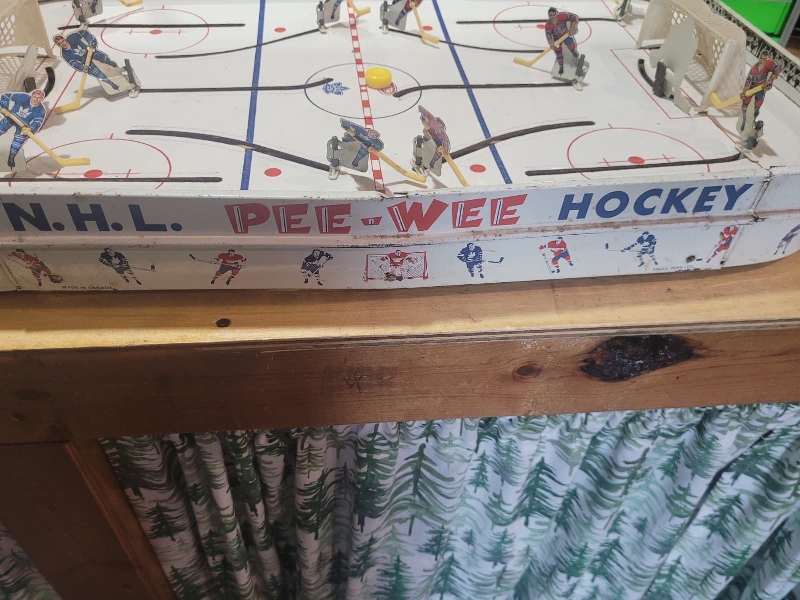 Vintage NHL Pee-Wee Table Hockey Game – Metal Board Game – Made in Canada - Thumbnail 2