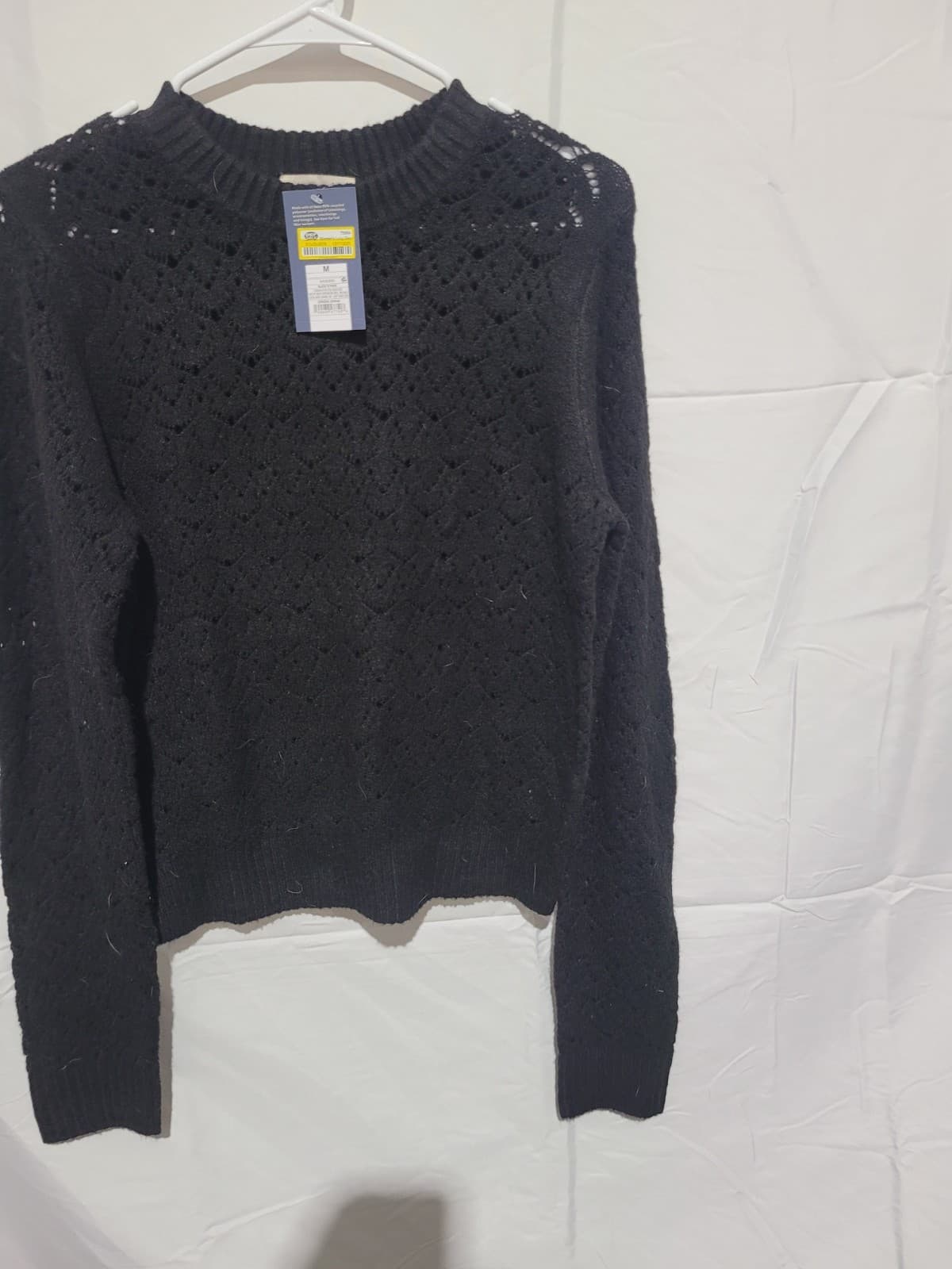Black Sweater - Thumbnail 2