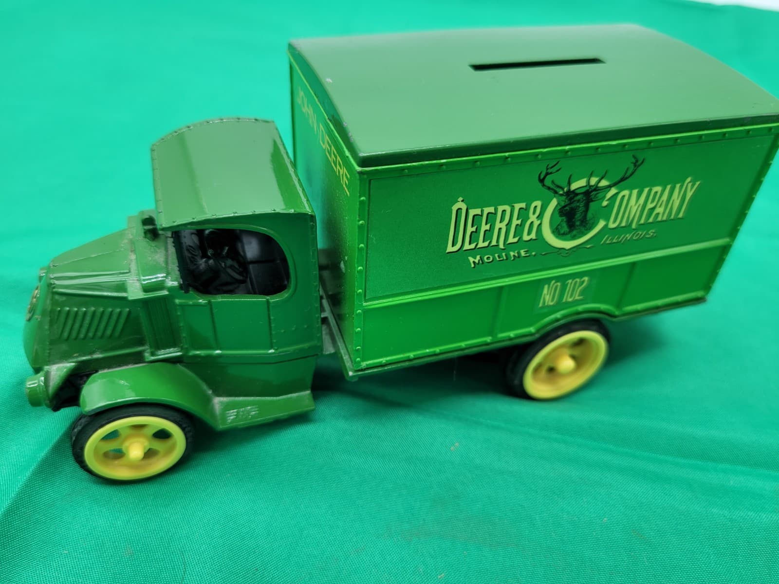 Vintage John Deere & Company No. 102 Toy Bank Truck Green Delivery Truck - Thumbnail 2