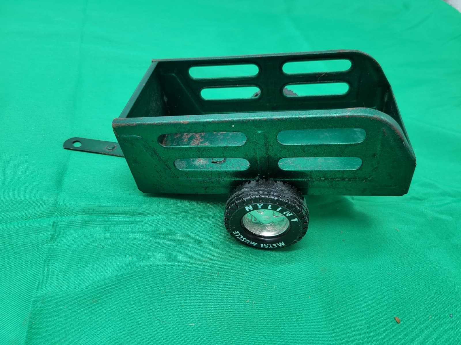 Vintage Metal Toy Trailer Wagon NYLINT Pressed Steel Farm Trailer Cart - Thumbnail 2