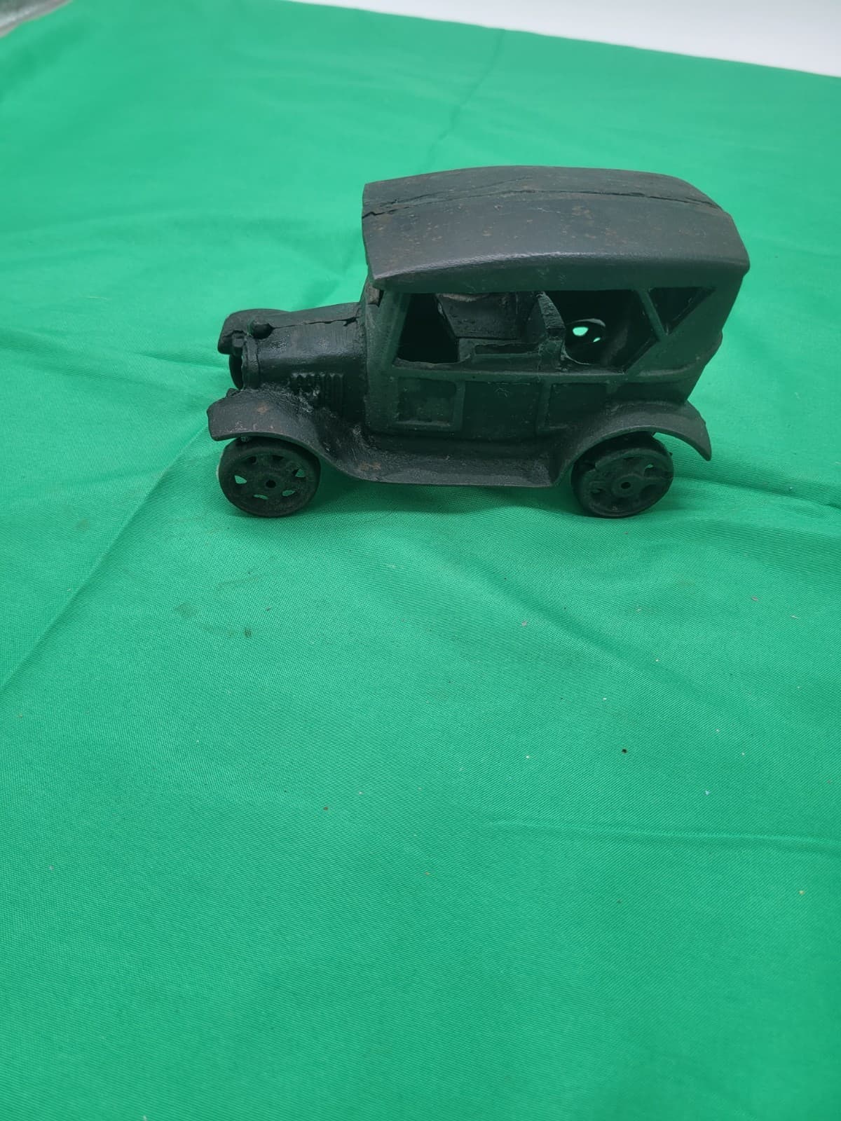 Vintage Cast Iron Antique Style Sedan Car Coin Bank Toy Car Black - Thumbnail 5