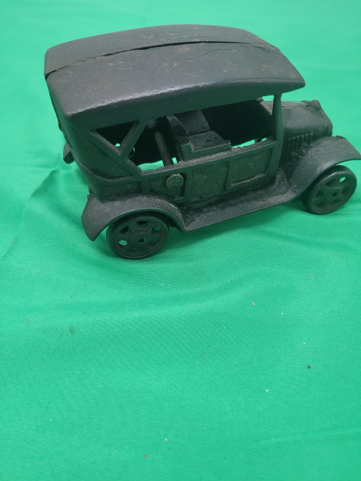 Vintage Cast Iron Antique Style Sedan Car Coin Bank Toy Car Black - Thumbnail 4