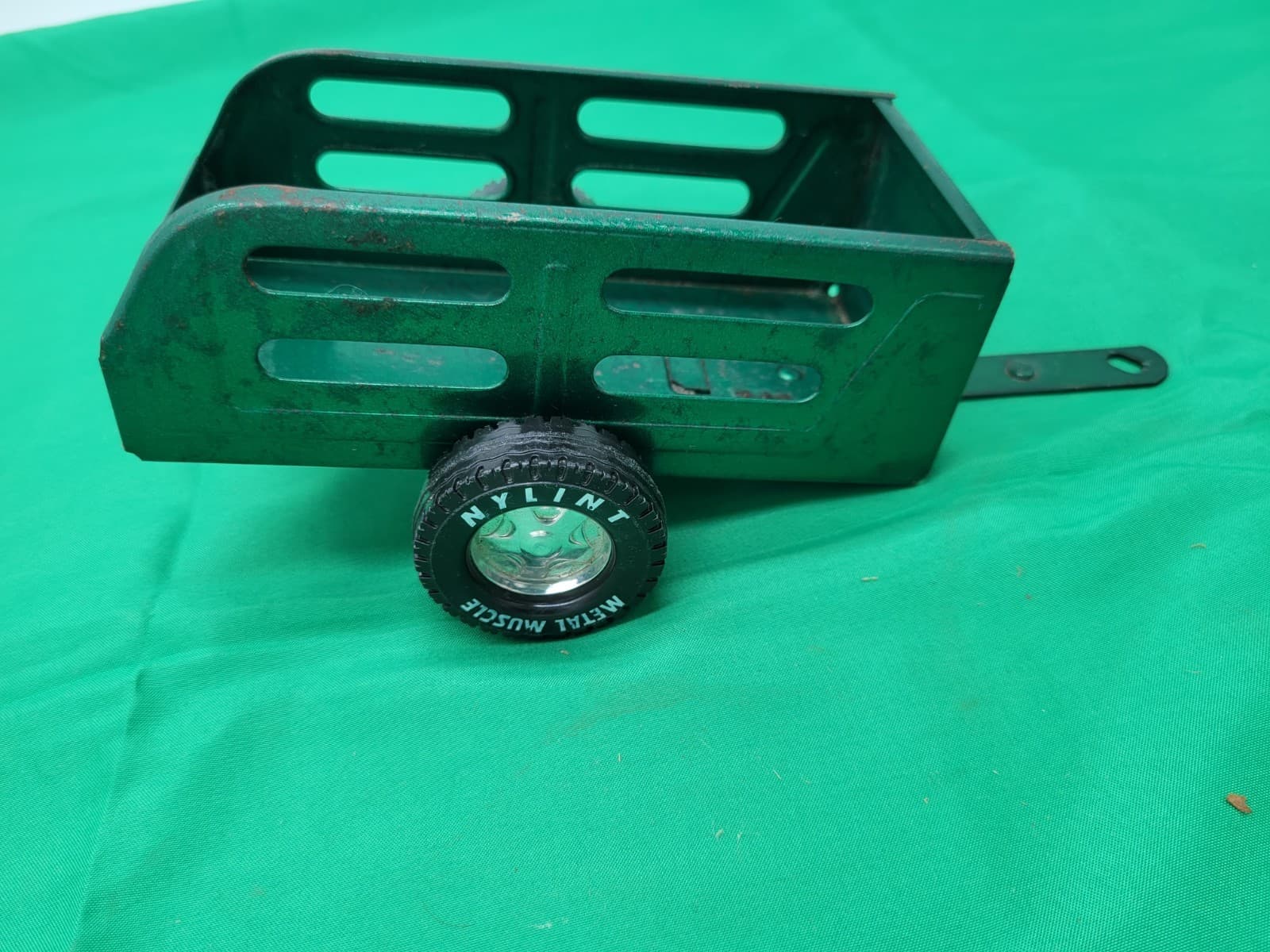 Vintage Metal Toy Trailer Wagon NYLINT Pressed Steel Farm Trailer Cart - Thumbnail 3