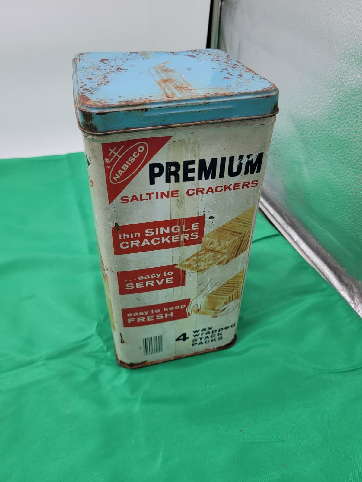 Vintage Nabisco Premium Saltine Crackers Tin Canister Kitchen Advertising - Thumbnail 2