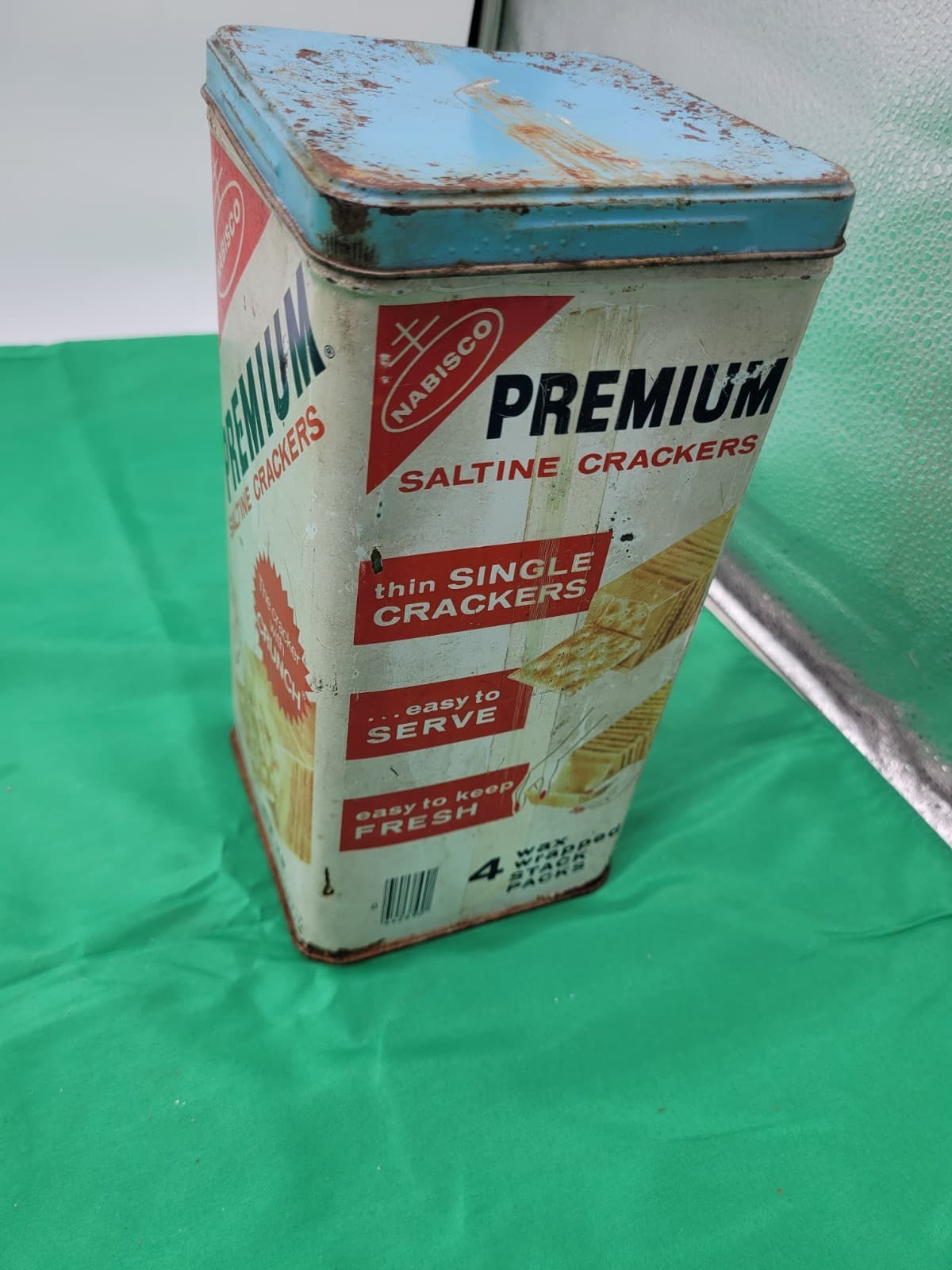 Vintage Nabisco Premium Saltine Crackers Tin Canister Kitchen Advertising - Thumbnail 3