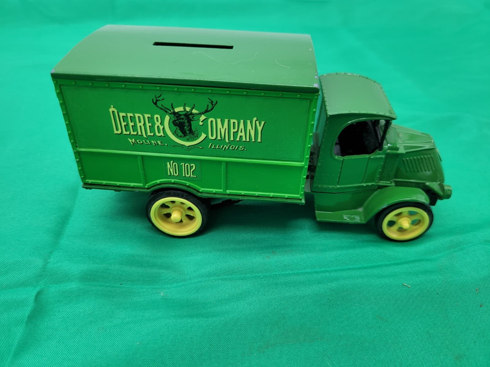 Vintage John Deere & Company No. 102 Toy Bank Truck Green Delivery Truck - Thumbnail 4