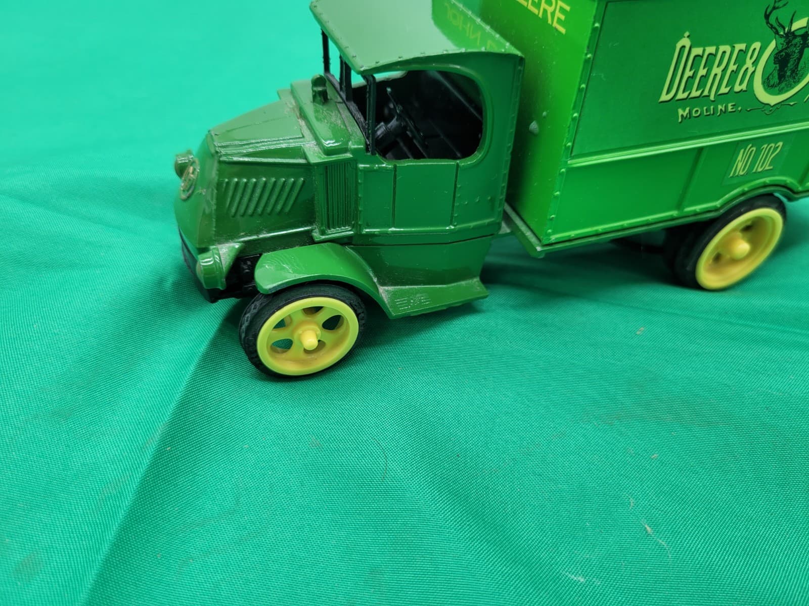 Vintage John Deere & Company No. 102 Toy Bank Truck Green Delivery Truck - Thumbnail 3