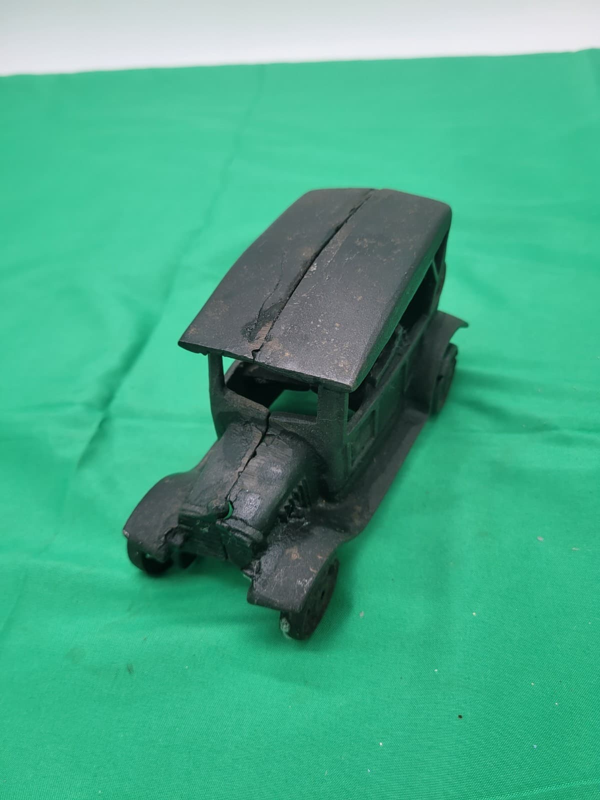 Vintage Cast Iron Antique Style Sedan Car Coin Bank Toy Car Black