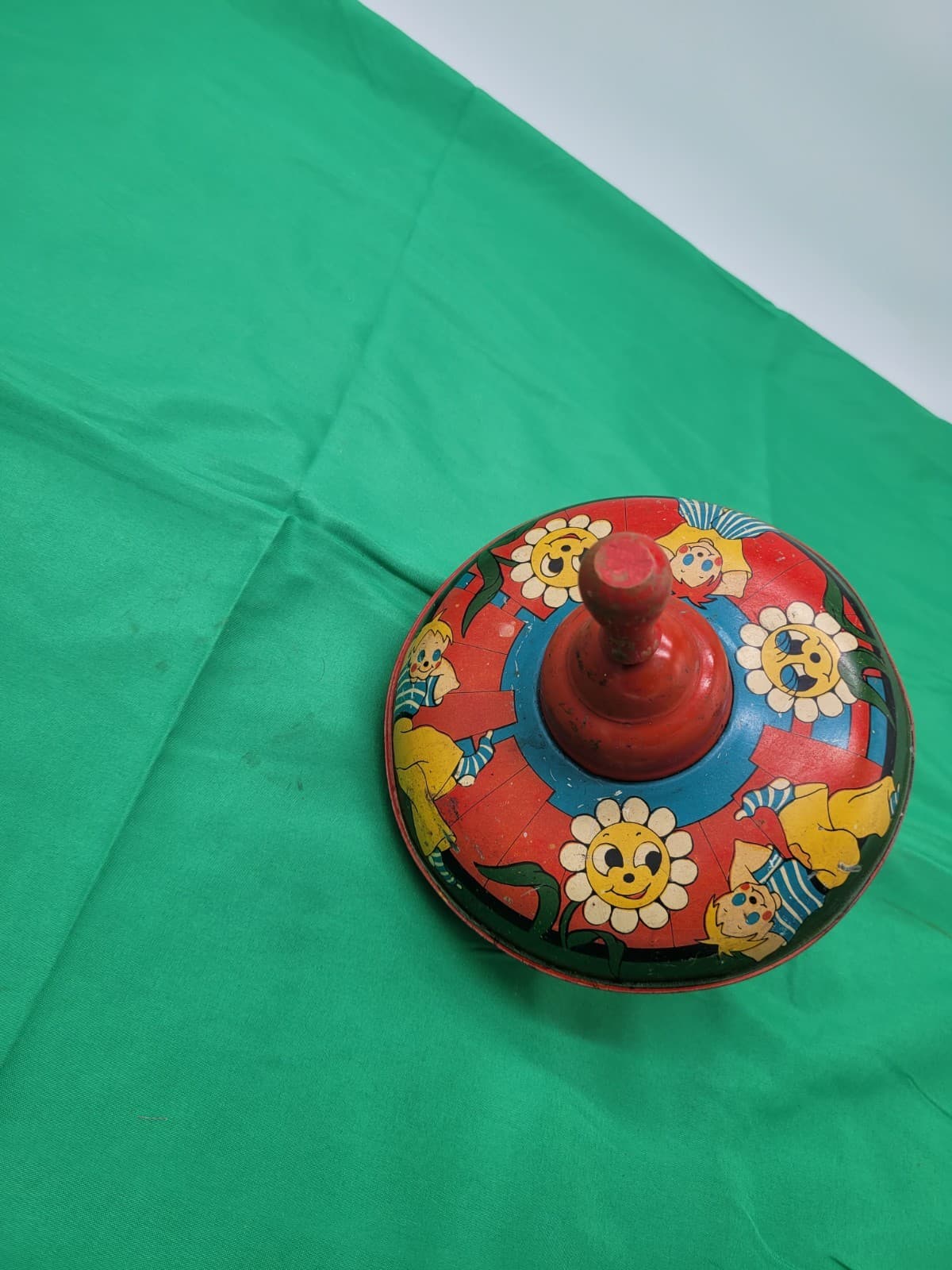 Vintage Tin Litho Spinning Top Toy Clown Flower Design Noise Maker Metal Toy - Thumbnail 5