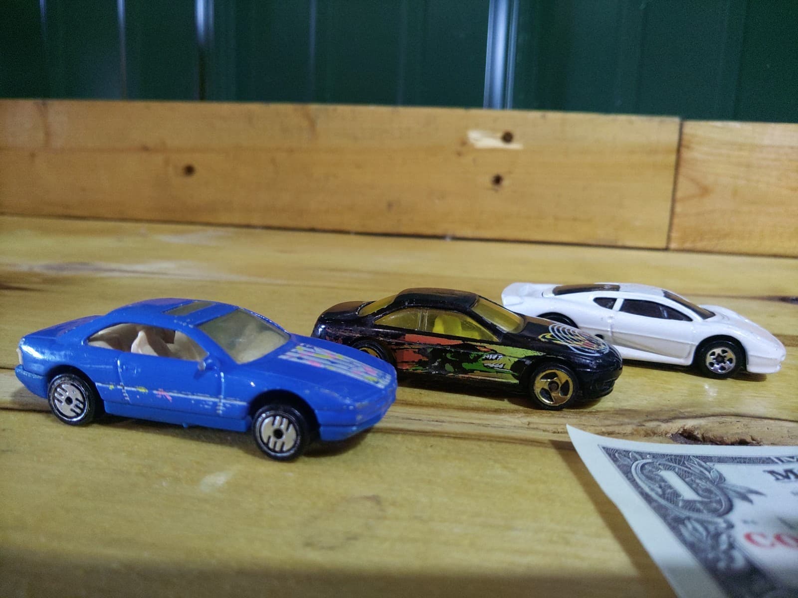 Hot Wheels & Matchbox Sports Car Collection – 5 Die-Cast Cars - Thumbnail 3