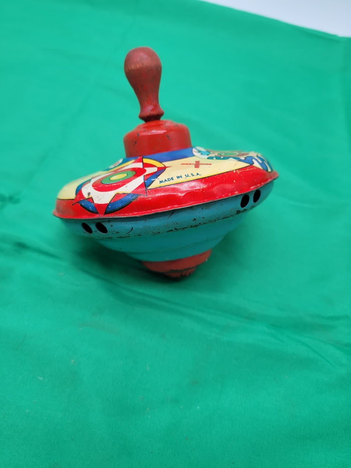 Vintage Tin Litho Spinning Top Clown Target Design Noise Maker Made in USA - Thumbnail 4