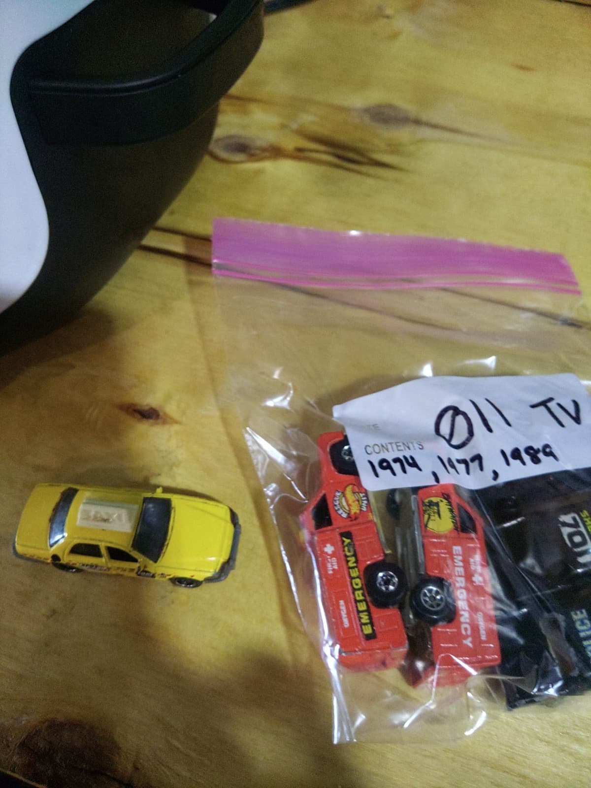 Vintage Die-Cast Emergency & Police Vehicle Lot – 5 Cars - Thumbnail 6