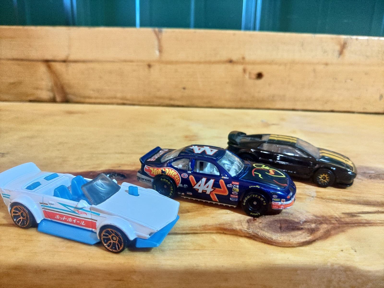Hot Wheels & Matchbox Die-Cast Car Lot – 6 Cars | Camaro, NASCAR, Convertible & - Thumbnail 3