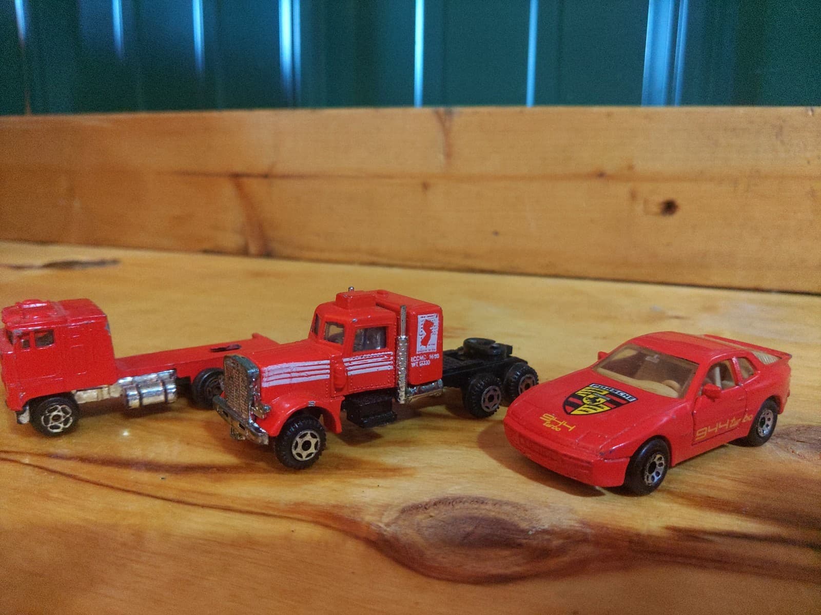 Hot Wheels Die-Cast Vehicle Lot – 6 Cars & Trucks | Porsche 944 Turbo, Jurassic - Thumbnail 4