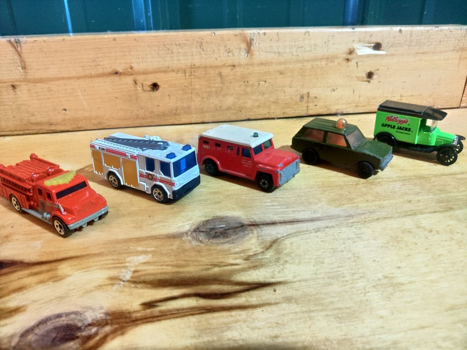 Mixed Die-Cast Toy Vehicle Lot – 6 Vehicles | Fire Trucks, Ambulance, SUV & Kell - Thumbnail 2
