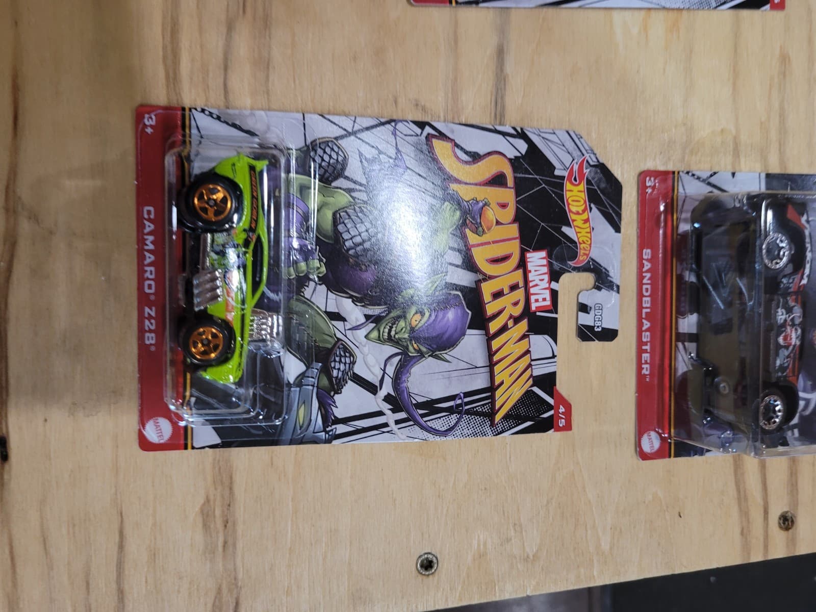 Hot Wheels Marvel Spider-Man Complete 5-Car Set – Sealed Die-Cast Collection - Thumbnail 2