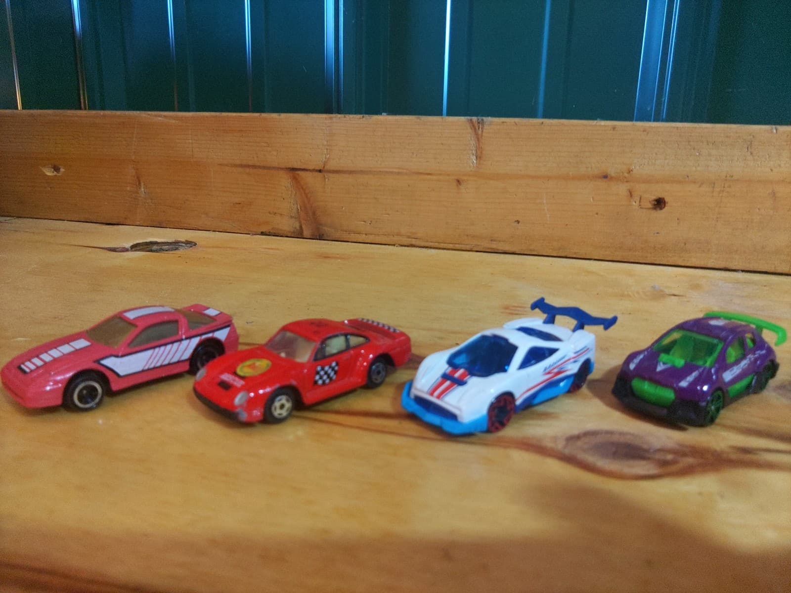 Hot Wheels & Die-Cast Vehicle Lot – 8 Cars | Porsche, Tweety, Race Cars, Mixed C - Thumbnail 4