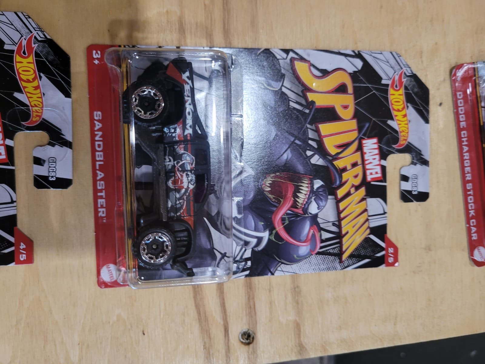 Hot Wheels Marvel Spider-Man Complete 5-Car Set – Sealed Die-Cast Collection - Thumbnail 3