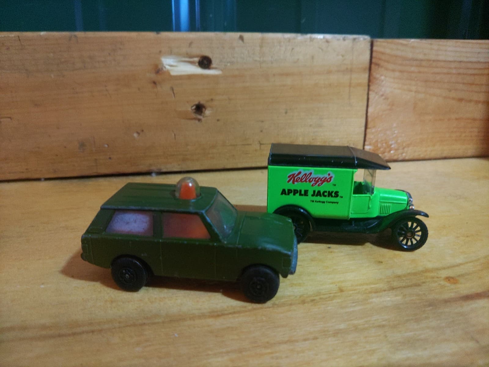 Mixed Die-Cast Toy Vehicle Lot – 6 Vehicles | Fire Trucks, Ambulance, SUV & Kell - Thumbnail 4