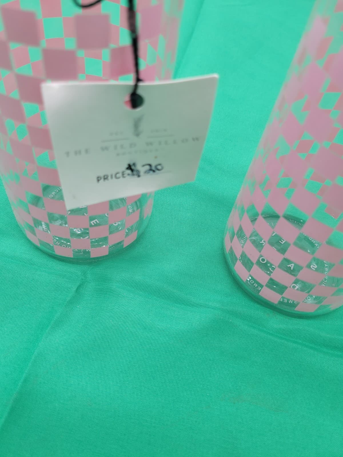 Pink Checkered Glass Tumbler Set w/ Bamboo Lids & Straw Hole Cups 2pc - Thumbnail 2