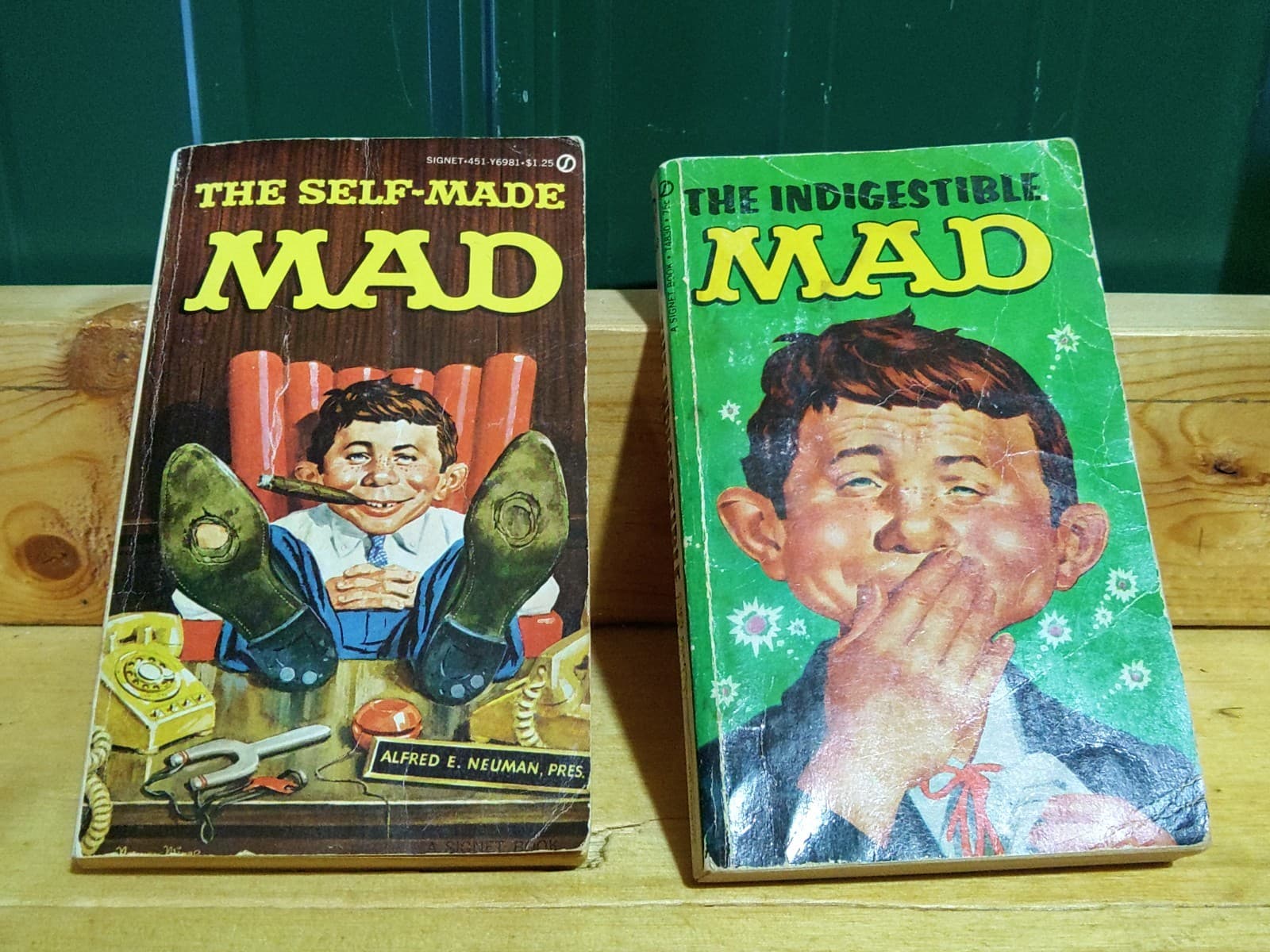 Vintage Comic Digest Lot – MAD, Archie & Walt Disney Wonderful World (4 Comics) - Thumbnail 2