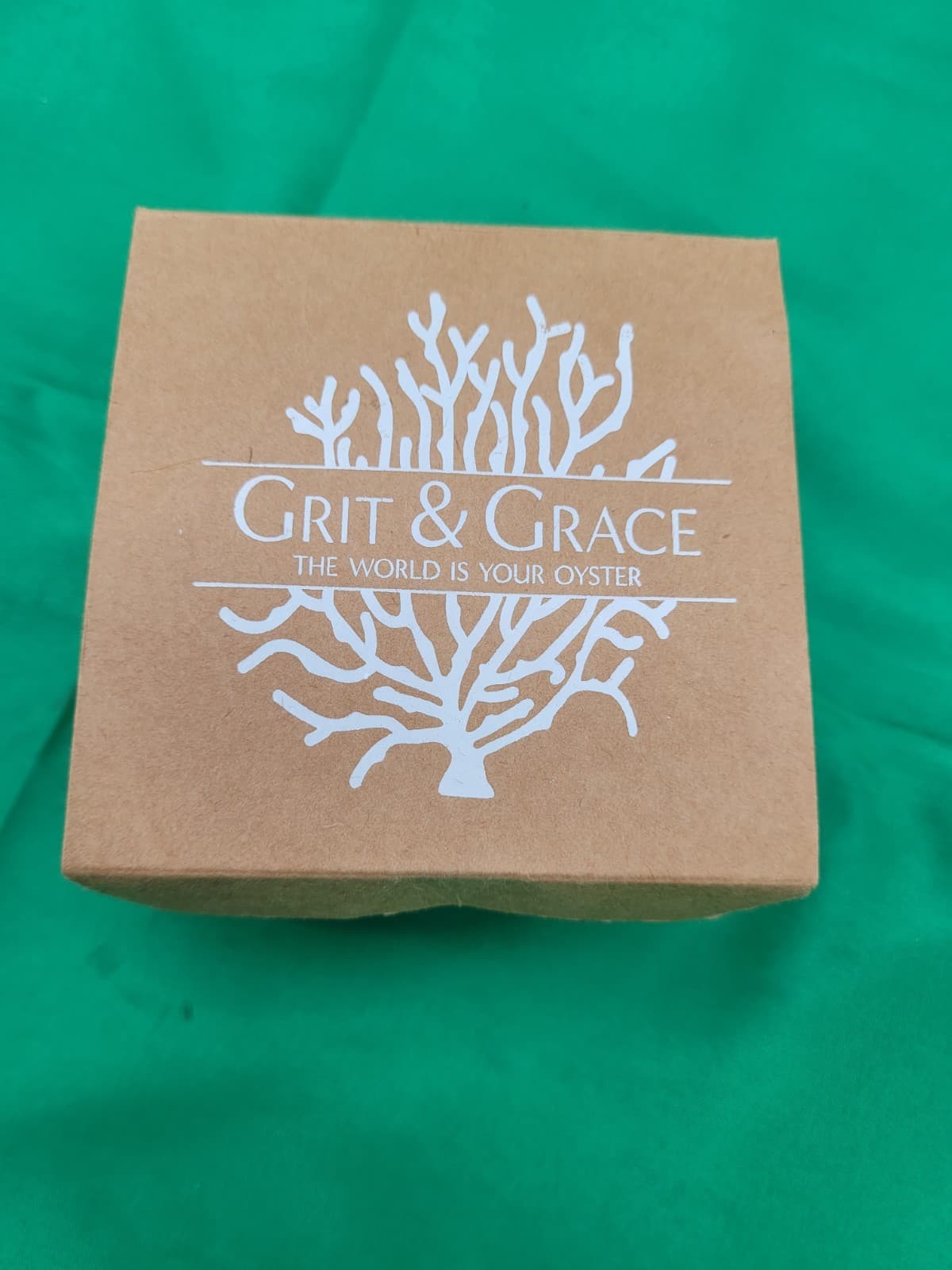 Grit & Grace Decorative Oyster Shell Trinket Dish Blue Floral Gold Trim Gift Box - Thumbnail 2