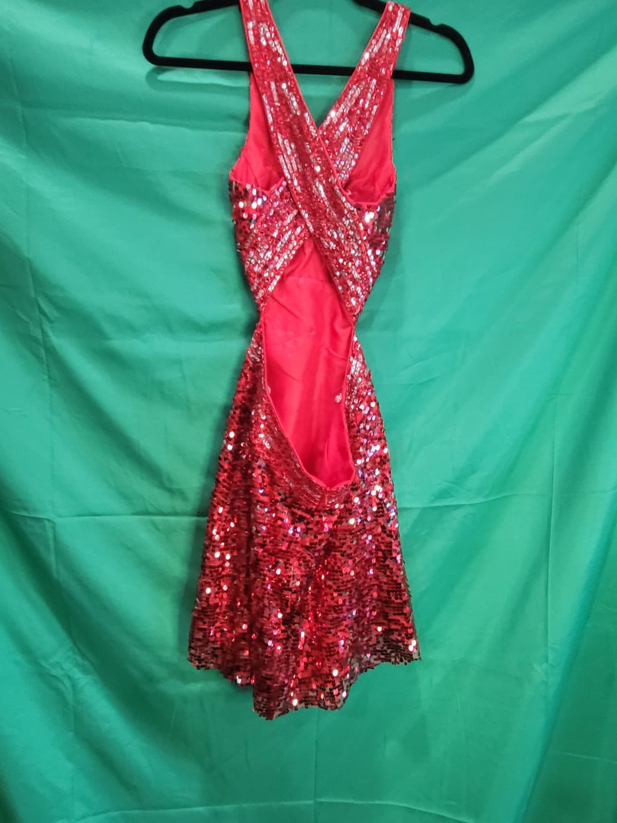 WOW! by Janie & Morgan Red Sequin Open Back Cocktail Dress – Size 2 - Thumbnail 4