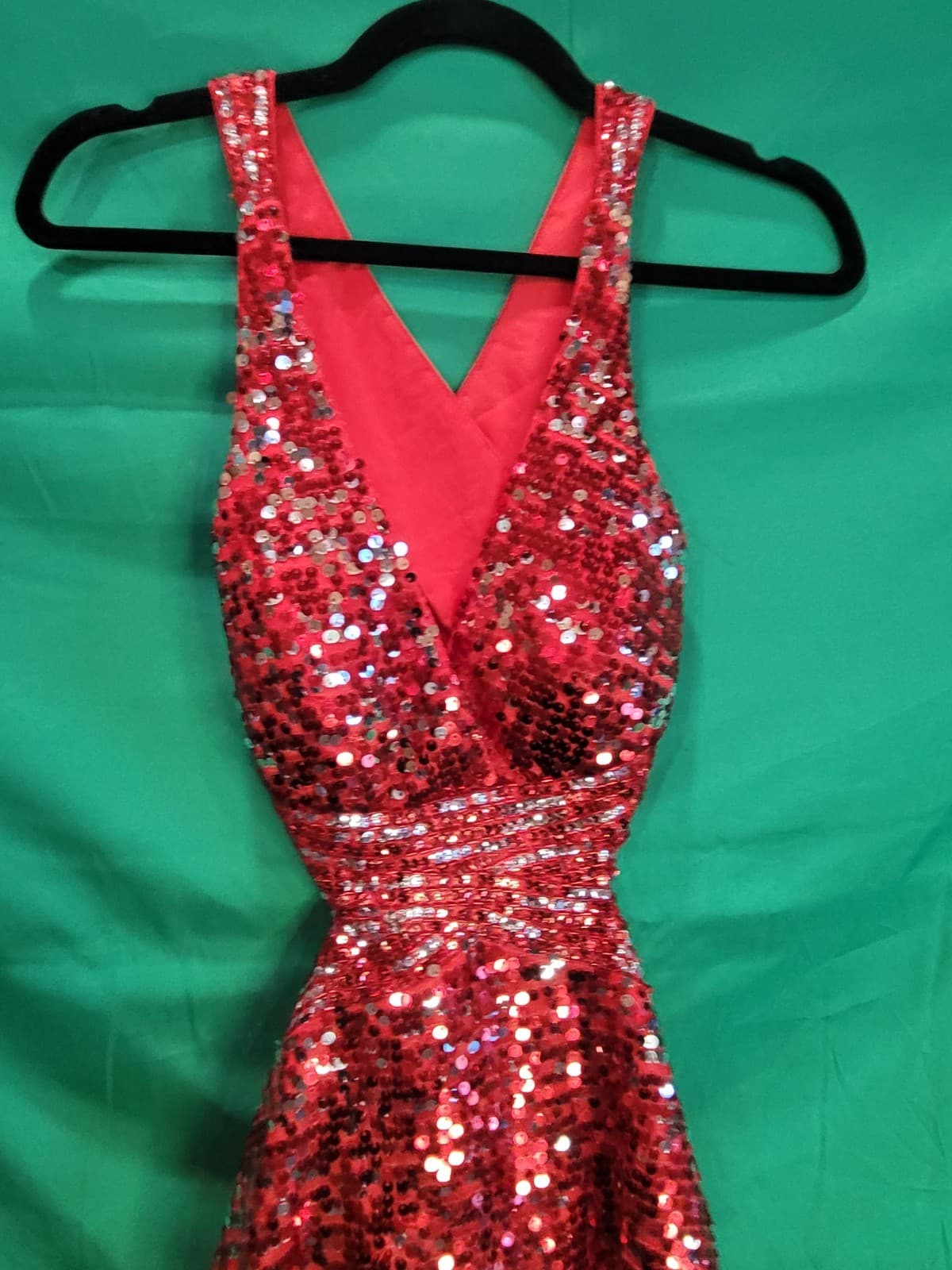 WOW! by Janie & Morgan Red Sequin Open Back Cocktail Dress – Size 2 - Thumbnail 3