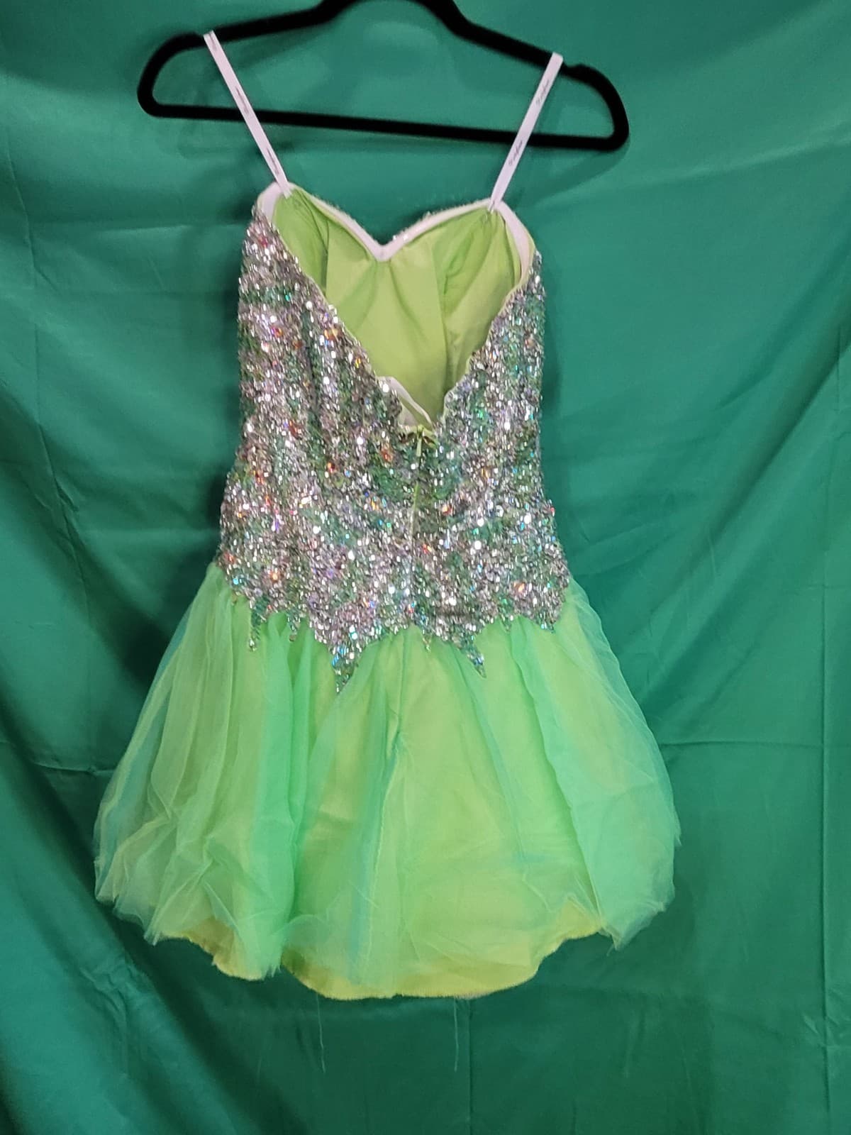 Party Time Lime Green Beaded & Sequin Homecoming Dress – Size 2 - Thumbnail 4