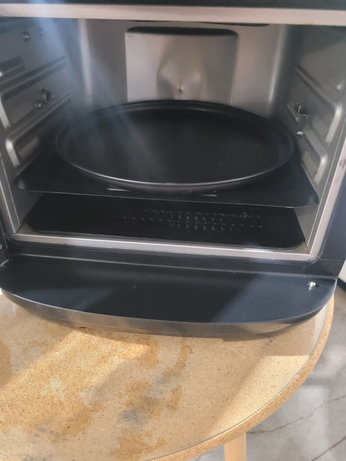 Bella Pro Series Air Fryer Toaster Oven – Multi-Function Countertop Oven - Thumbnail 3