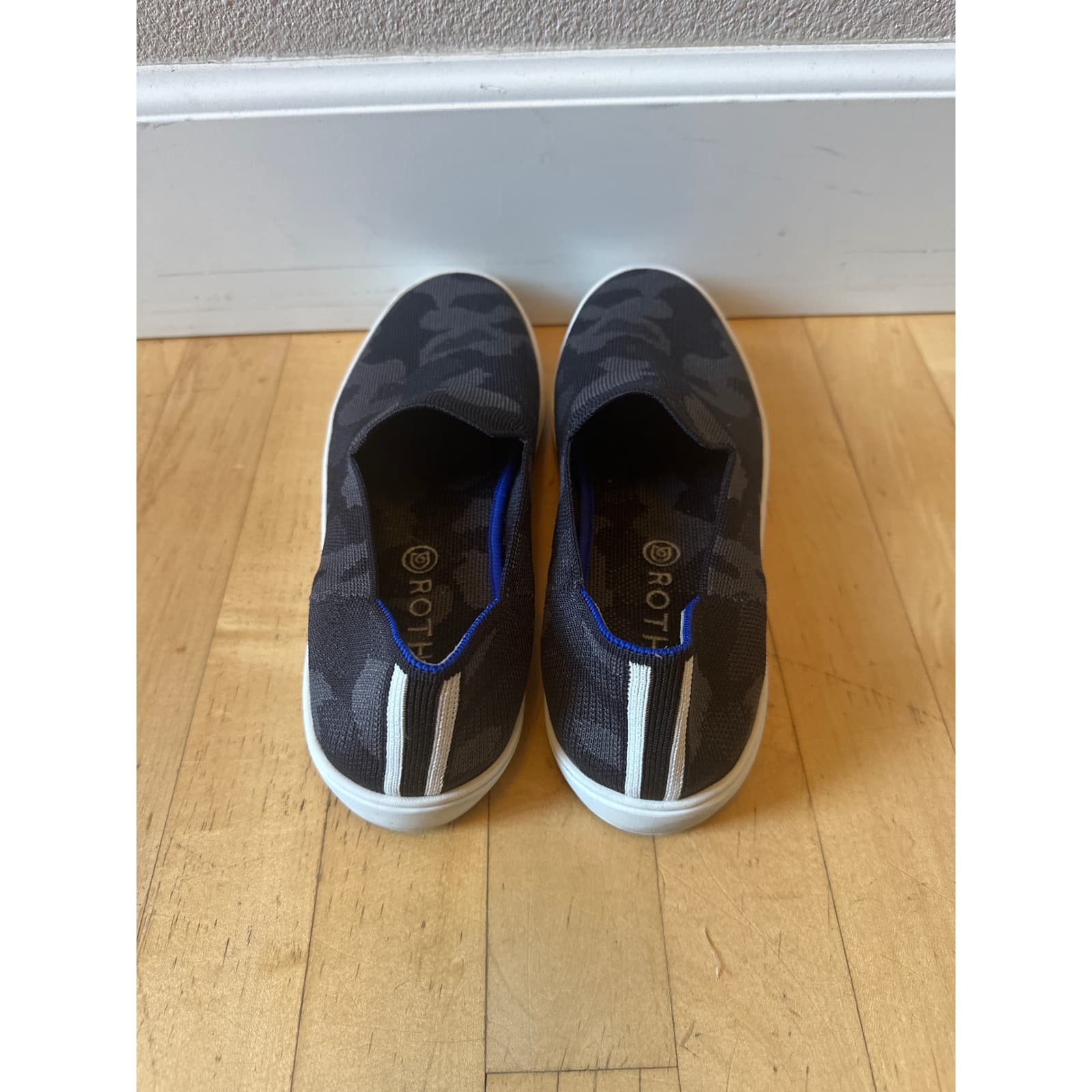 Rothys The Sneaker Grey Camo Slip On Knit Shoes Womens Size 10 - Thumbnail 4