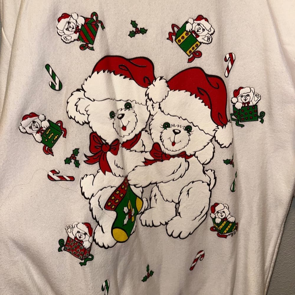 Apples Vintage Christmas Teddy Bears Sweatshirt Women's White L. Sleeve Cozy Top - Thumbnail 2