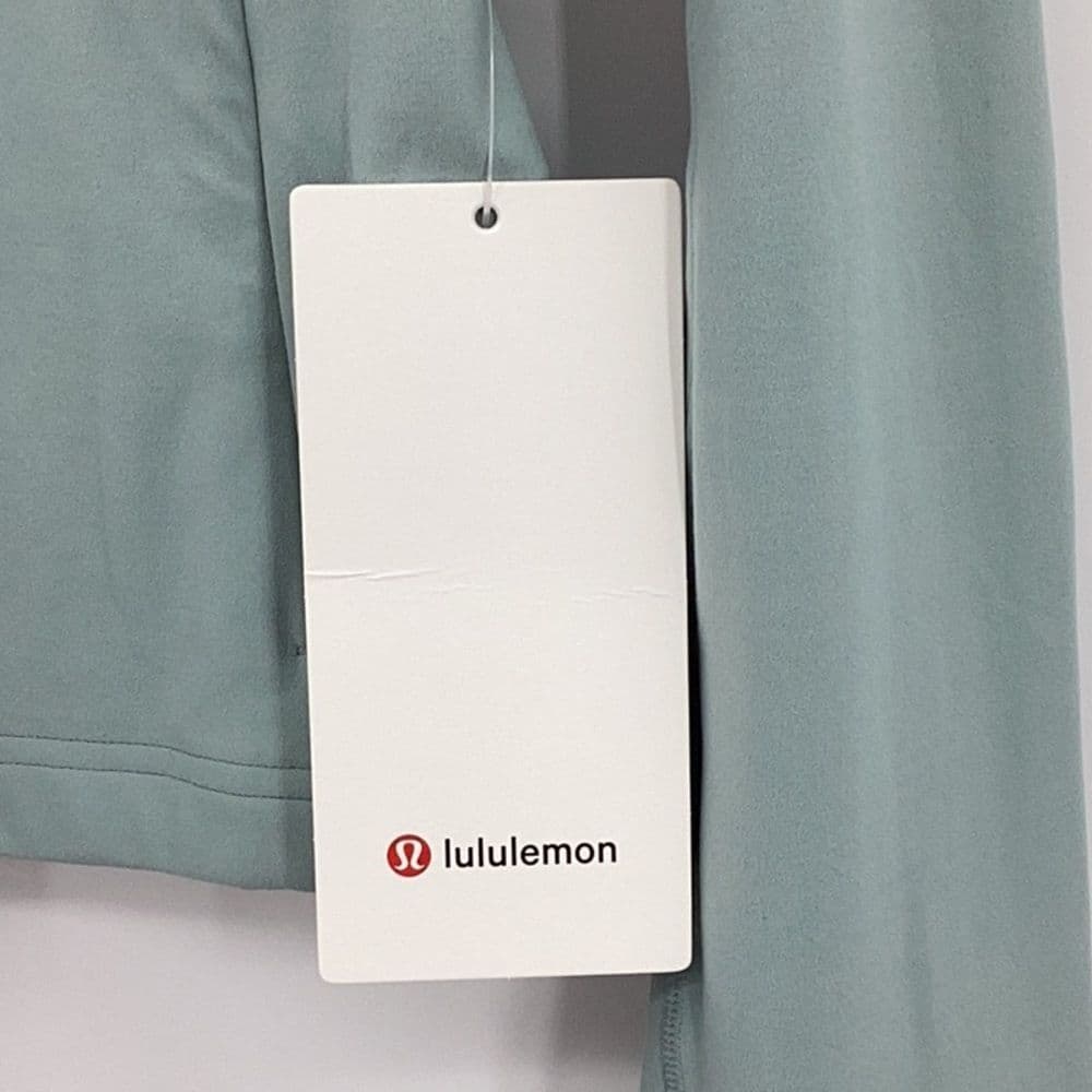 Lululemon Nulu Cropped Define Jacket in Silver Blue Sz 14 NWT‎ - Thumbnail 4