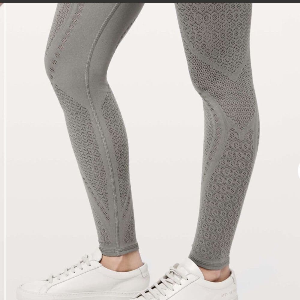 Lululemon Reveal Tight Mindful Motion in‎ Carbon Dust Sz 4 - Thumbnail 8
