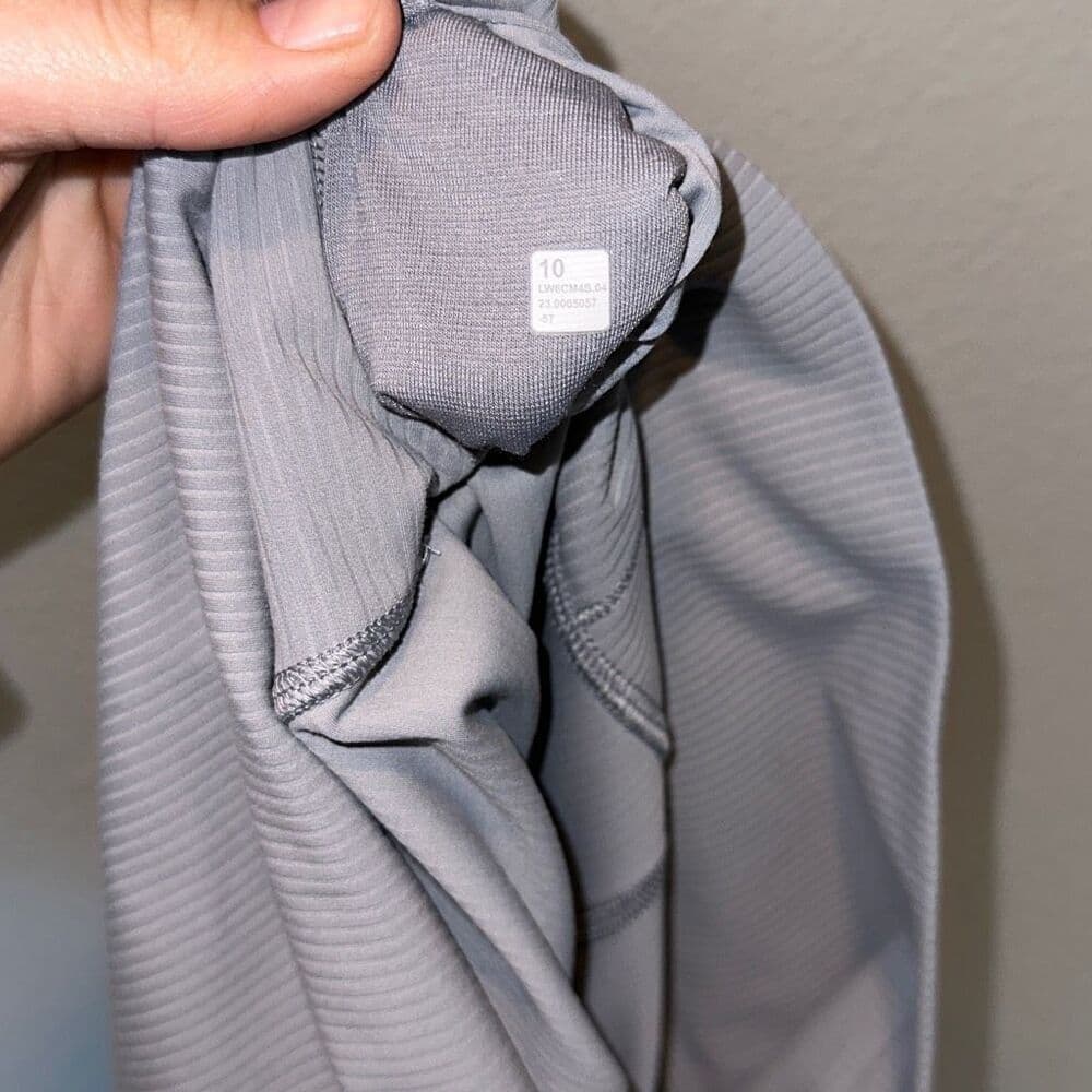 Lululemon Align‎ Ribbed High-Rise Crop 23" in Rhino Grey Sz 10 - Thumbnail 4
