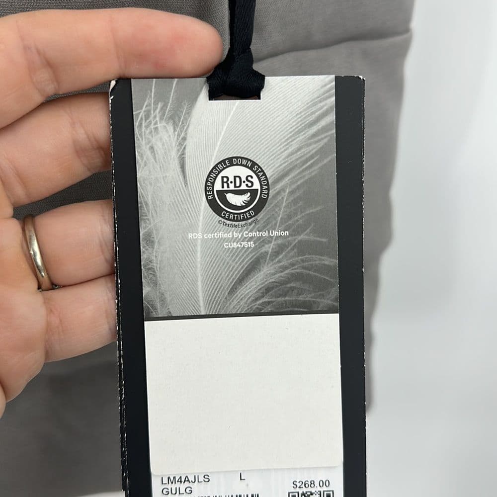 Lululemon Mens Wunder Puff Vest Tech Canvas NWT Sz‎ L Mid Warmth in Gull Gray - Thumbnail 11