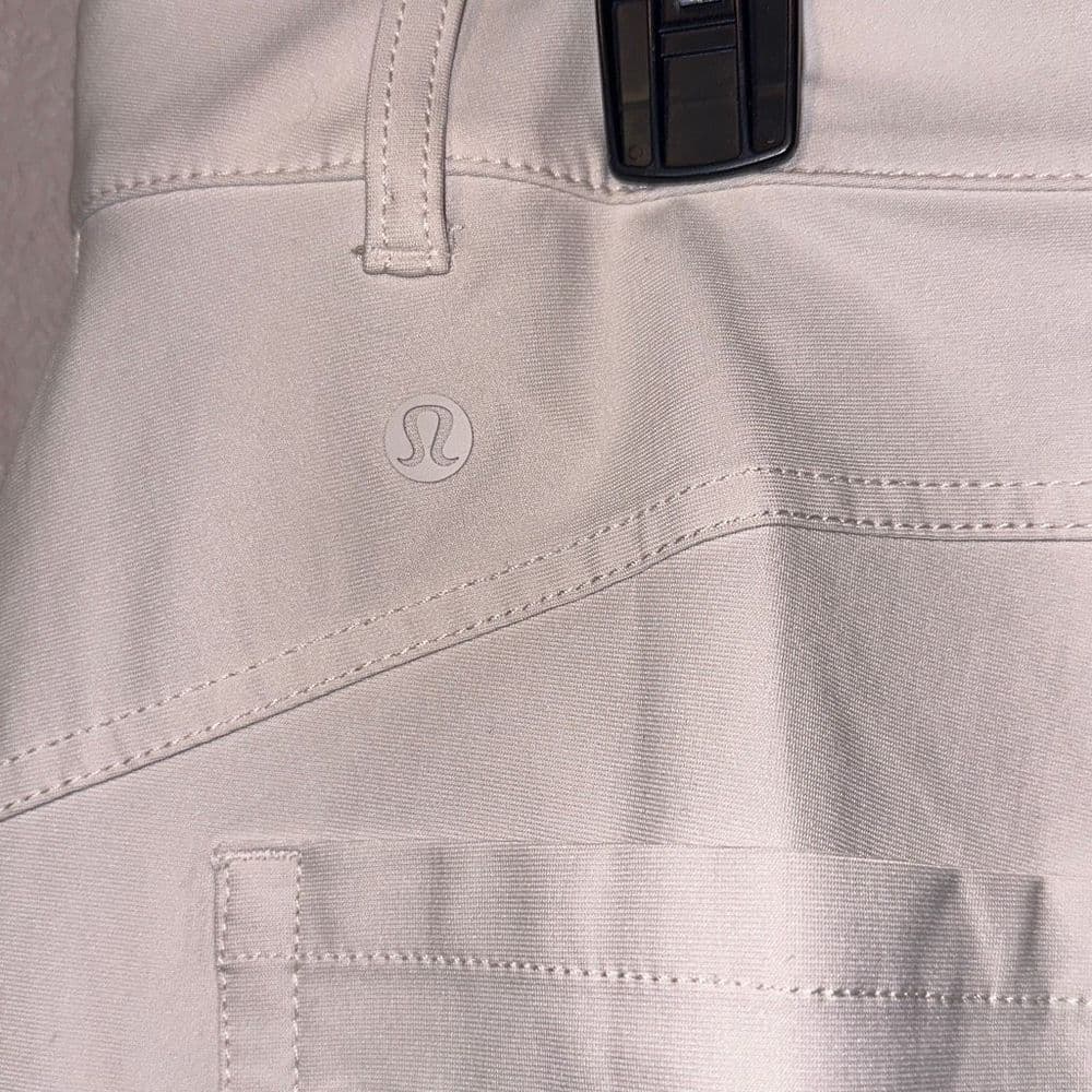 Lululemon City Sleek 5 Pocket Wide-Leg High Rise 7/8 Length Pant in White Opal S - Thumbnail 5