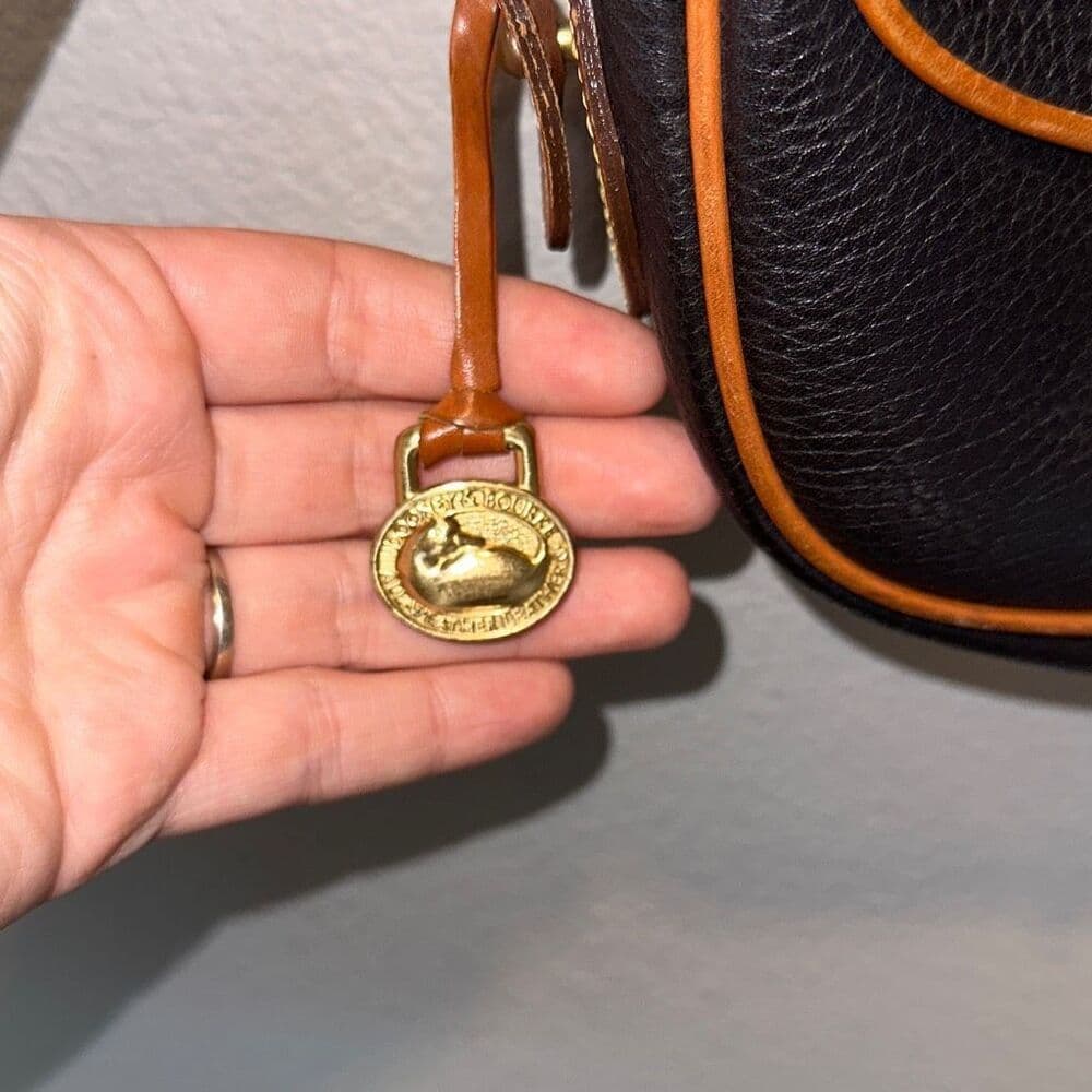 Dooney & Bourke Vintage‎ Crossbody Navy Bag - Thumbnail 5