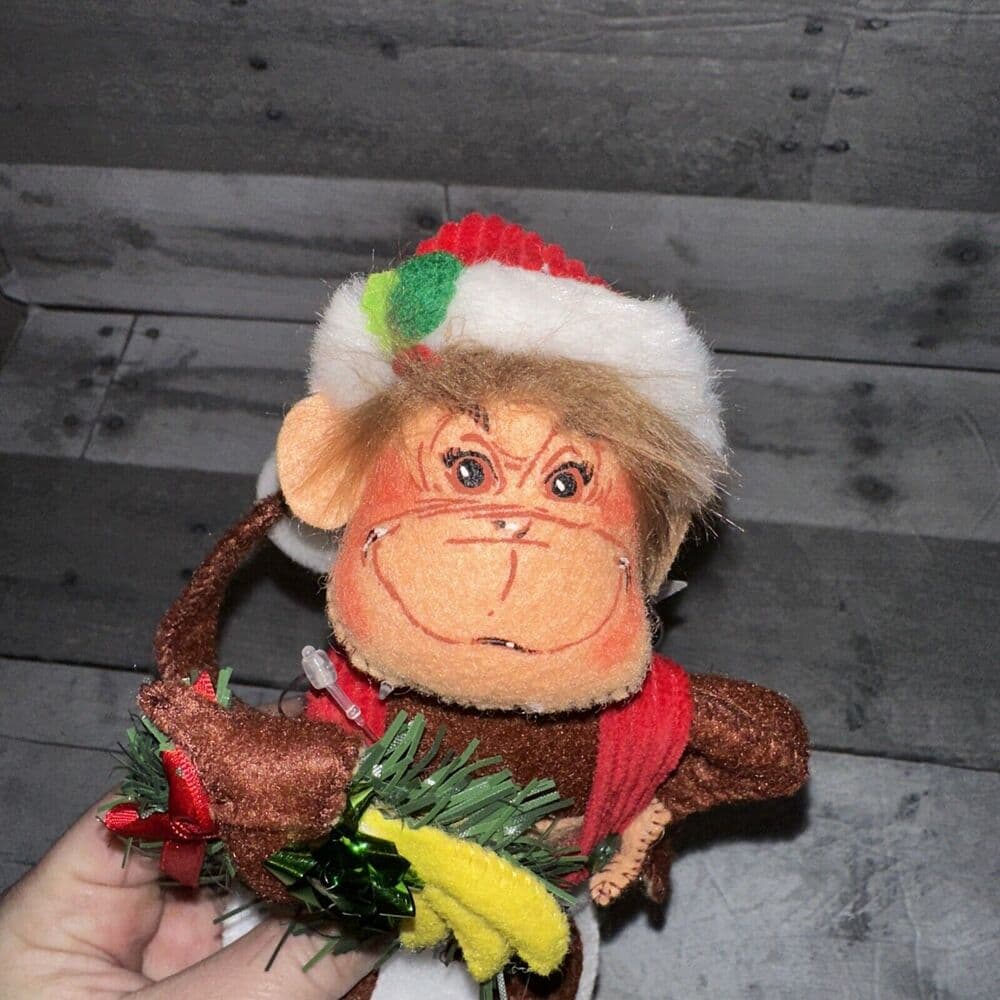 Annalee 7"‎ Classic Santa Monkey in Overalls & Wreath of Bananas 2009 75030 New - Thumbnail 5