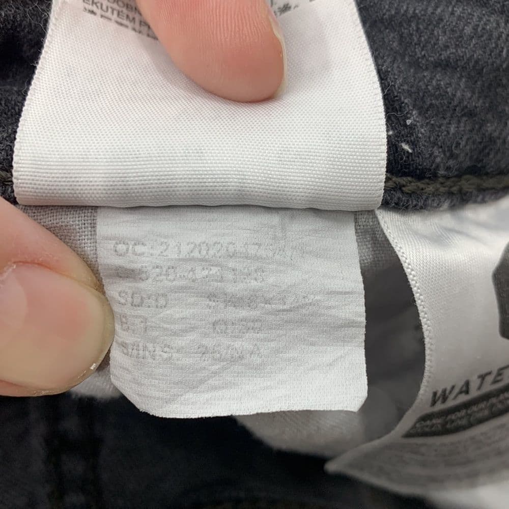 Levi’s Wedgie Skinny‎ Black Denim Sz 25 - Thumbnail 9