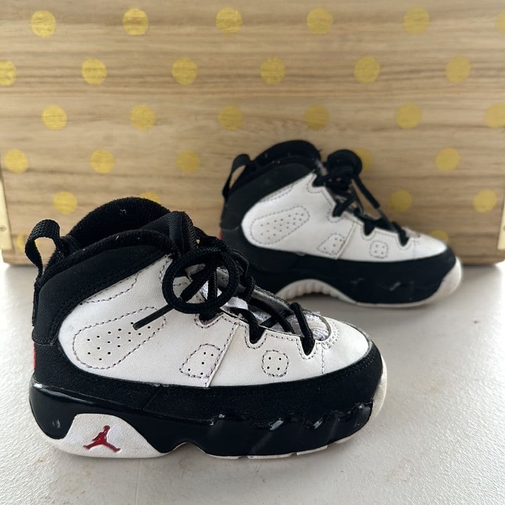 Nike Air Jordan IX 9 White Black‎ Red Retro Sz 6c - Thumbnail 3