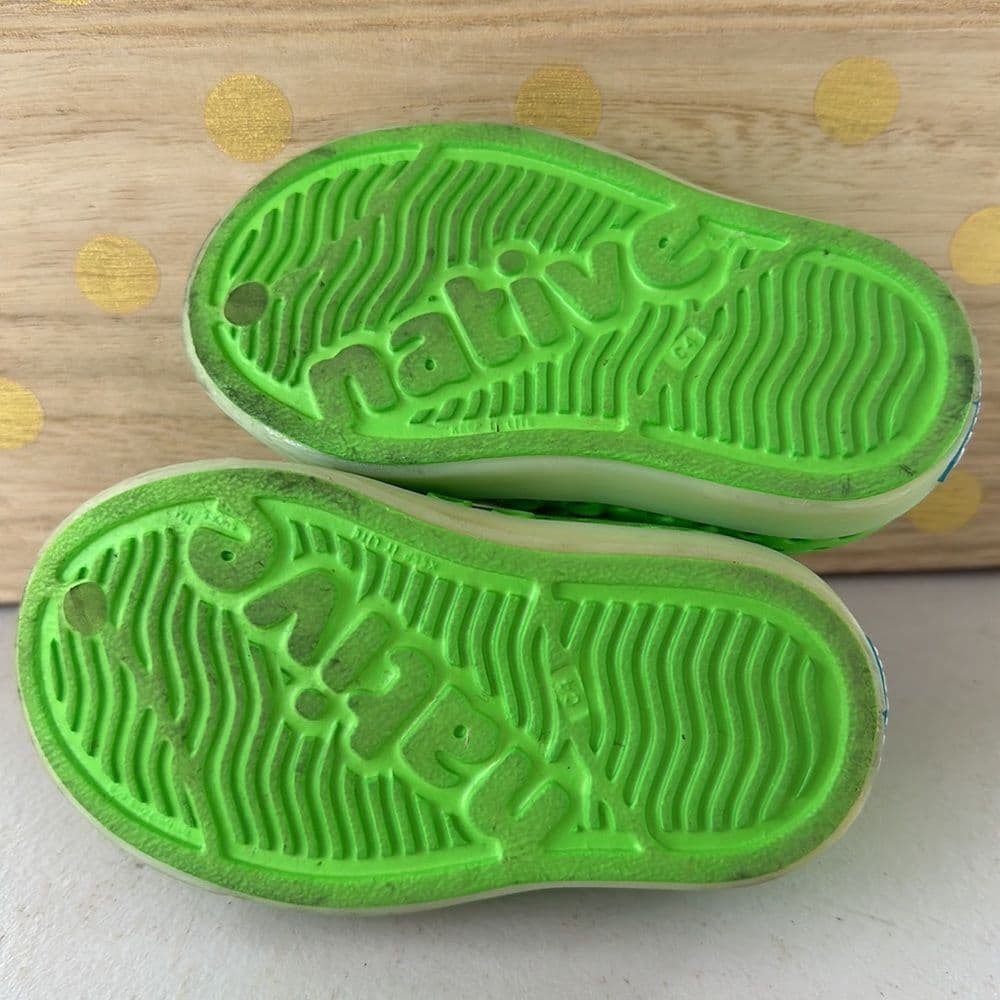 Native Slip On Glow In‎ The Shoes Green Sz C4 - Thumbnail 6