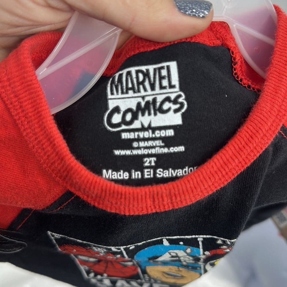 Marvel Comics Holidays Shirt‎ Sz 2T - Thumbnail 4
