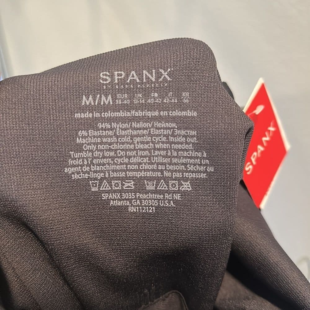 Spanx Camo Leggings‎ Sz M NWT Black Camo - Thumbnail 6