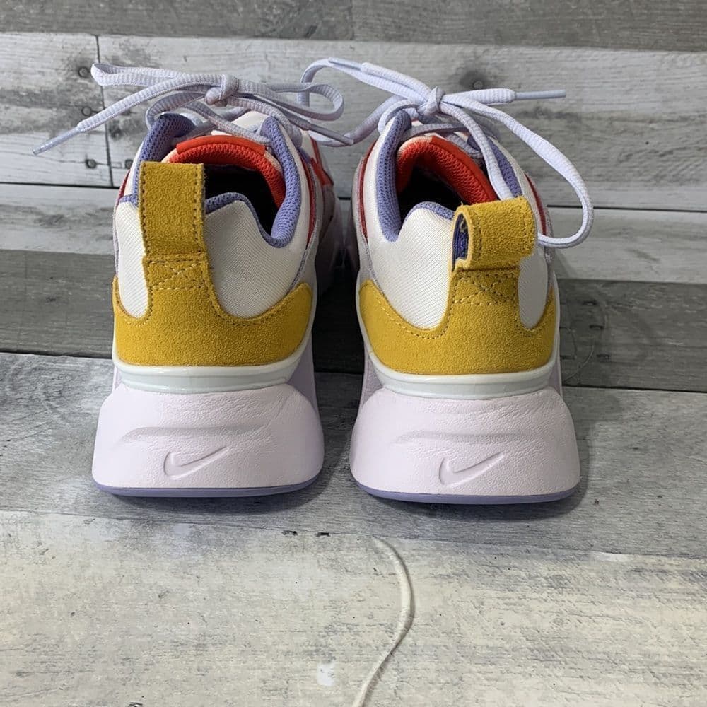 Nike‎ RYZ 365 Never Worn Women’s Sz 8 - Thumbnail 4