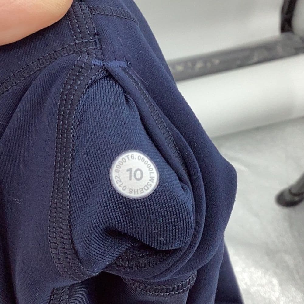 Lululemon Wunder Train High Rise Tight 25” in Sun Bleached Wash True Navy‎ Sz 10 - Thumbnail 8